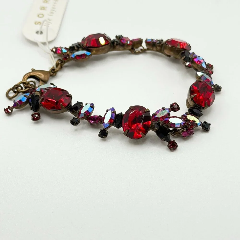 Sorrelli Classic Clover Bracelet With Red Swarovski Crystals & Antique Gold-Tone